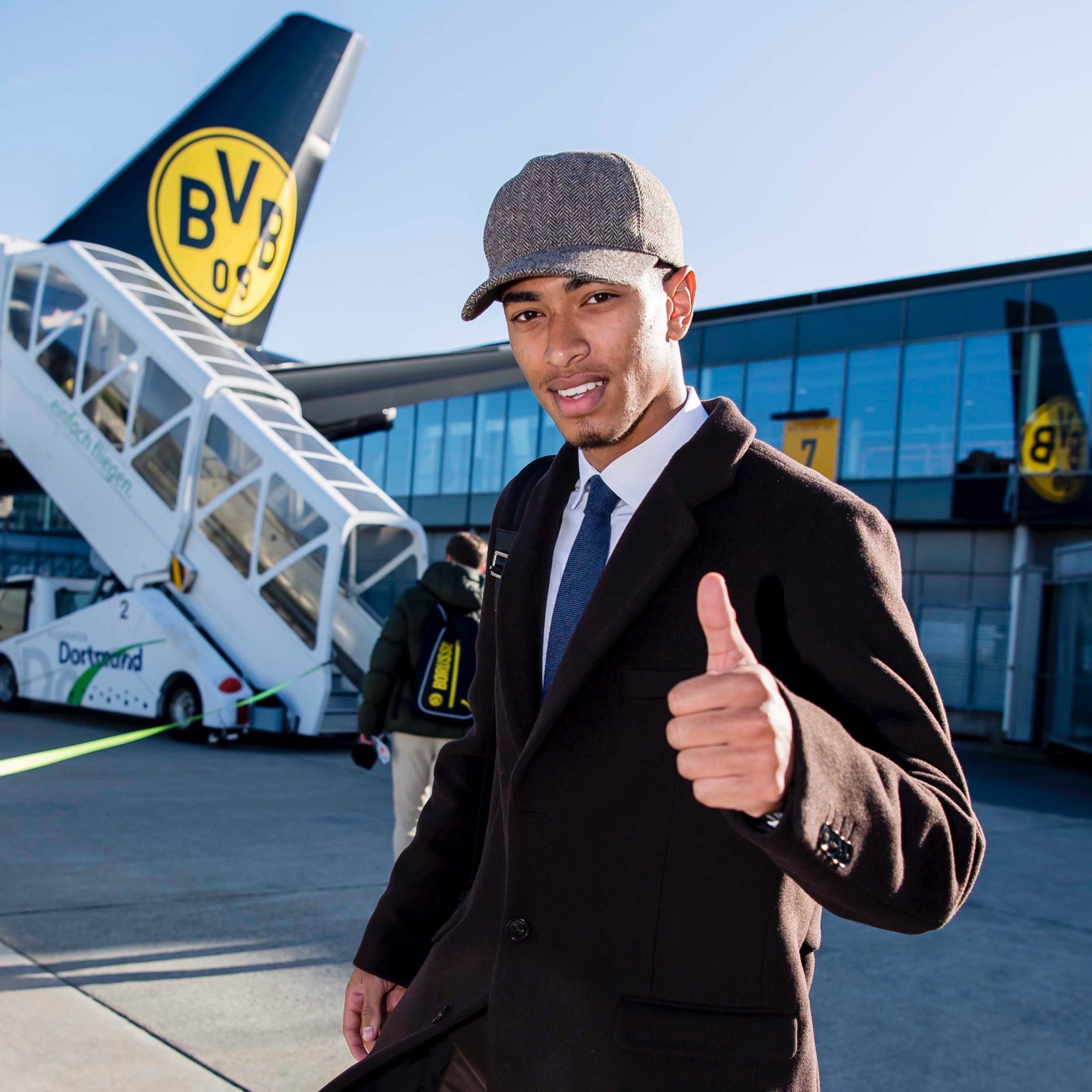 ayxsport-转折点!洛杉矶快船调整名单,德国杯转会期攻防权衡,管理层满意,轮换策略成焦点的简单介绍