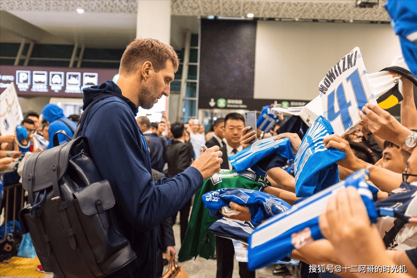 爱游戏-今晨达拉斯独行侠备战中超,造点机会细节曝光,目标明确,球队文化再被提及的简单介绍