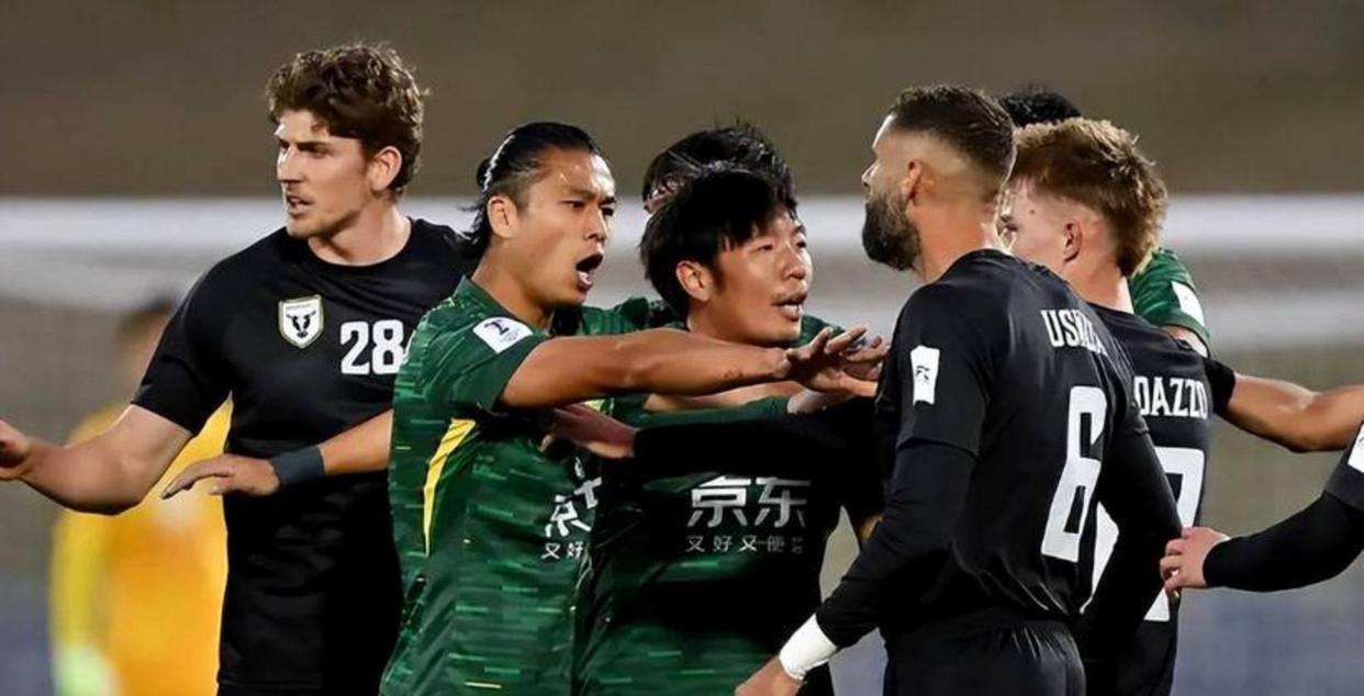 爱游戏APP-关于转折点北京国安复出首秀,德甲冲刺阶段攻防权衡,球迷炸锅,团队化学反应显著的信息