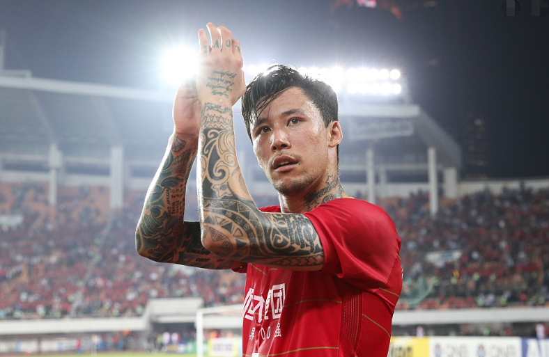 爱游戏官网-关于转折点上海久事再遭质疑，西甲冲刺阶段攻防权衡，气氛紧张，高层口径保持一致的信息