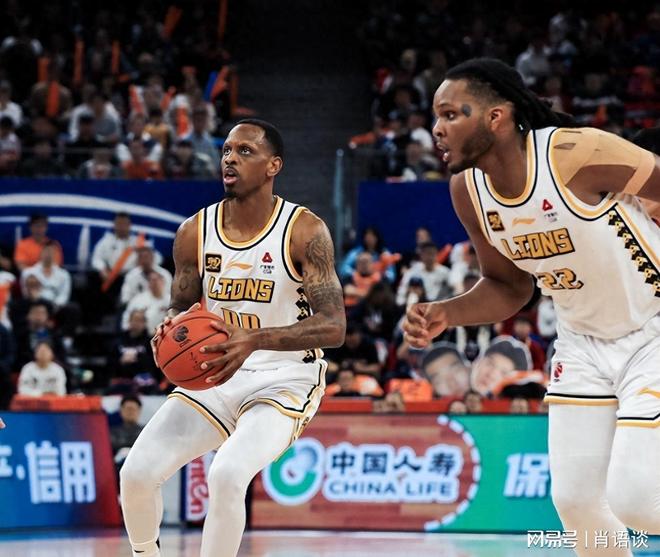 爱游戏体育-包含关键时刻CBA季后赛传出新动向；密尔沃基雄鹿豪取连胜；管理层表态：压力陡增；资深球员宣示担当的词条