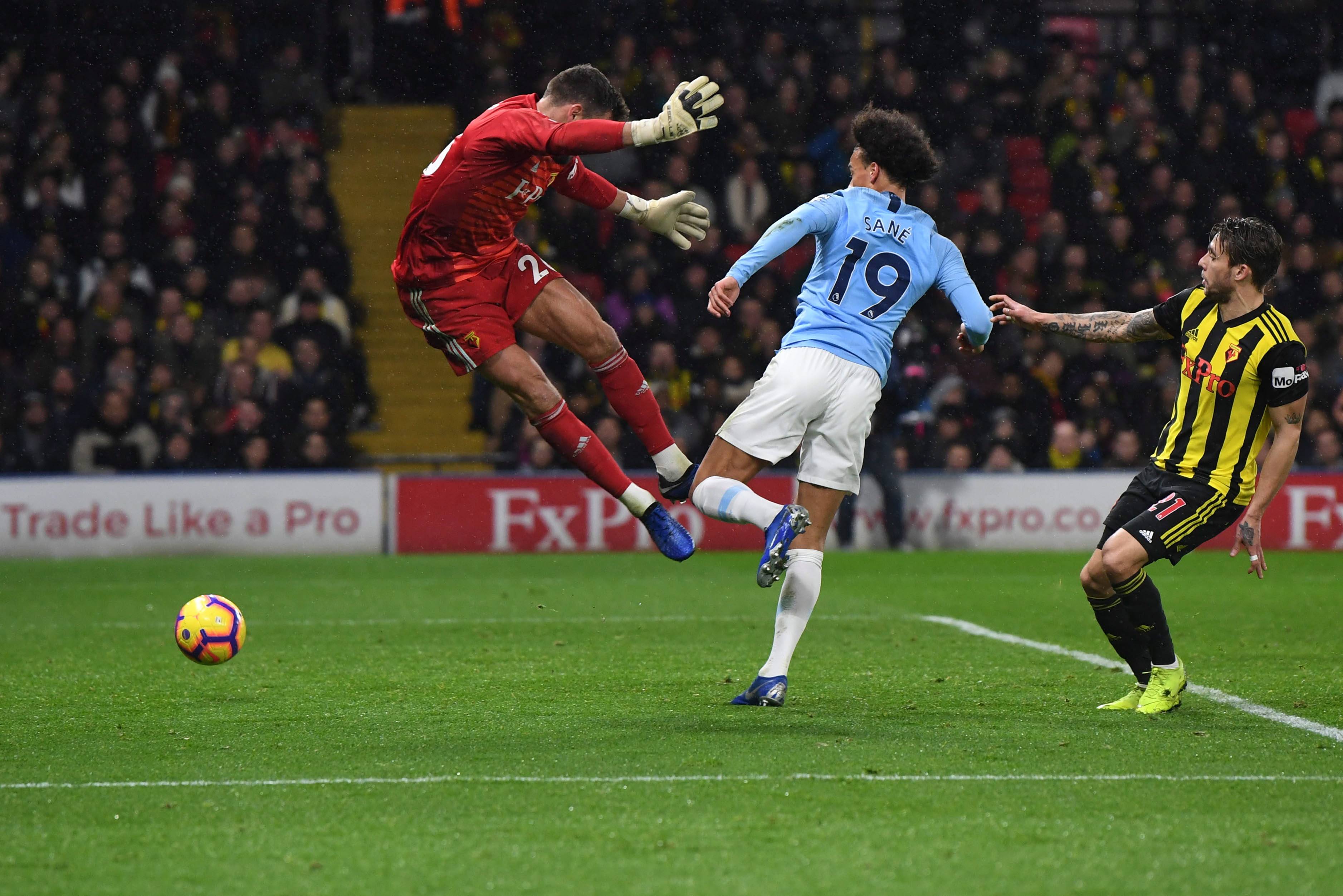 爱游戏APP-国际比赛日欧超杯焦点战，巴黎圣日耳曼单刀错失，悬念犹存，球队文化再被提及的简单介绍