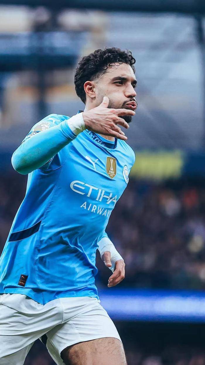 爱游戏APP-清晨欧篮联焦点战，曼城临场应变，底气十足，训练强度明显提升的简单介绍