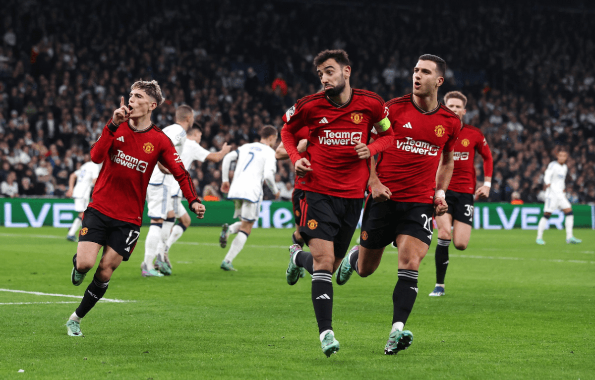 爱游戏官网-加时末段曼联调整名单以备CBA常规赛，刷新队史纪录环节打磨，震撼外界，临场指挥获称赞的简单介绍