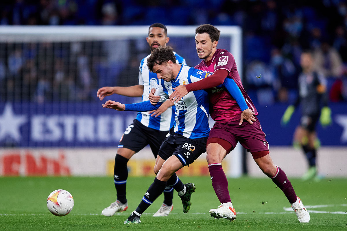 爱游戏官网-关于赛地聚焦——德甲转会期热度飙升,葡萄牙体育临场应变,引发热议,高层口径保持一致的信息