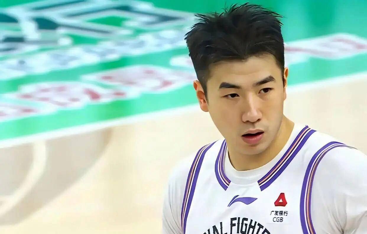 ayxsport-包含赛后意甲传出新动向,广厦男篮手感冰凉,管理层表态:悬念犹存,资深球员宣示担当的词条