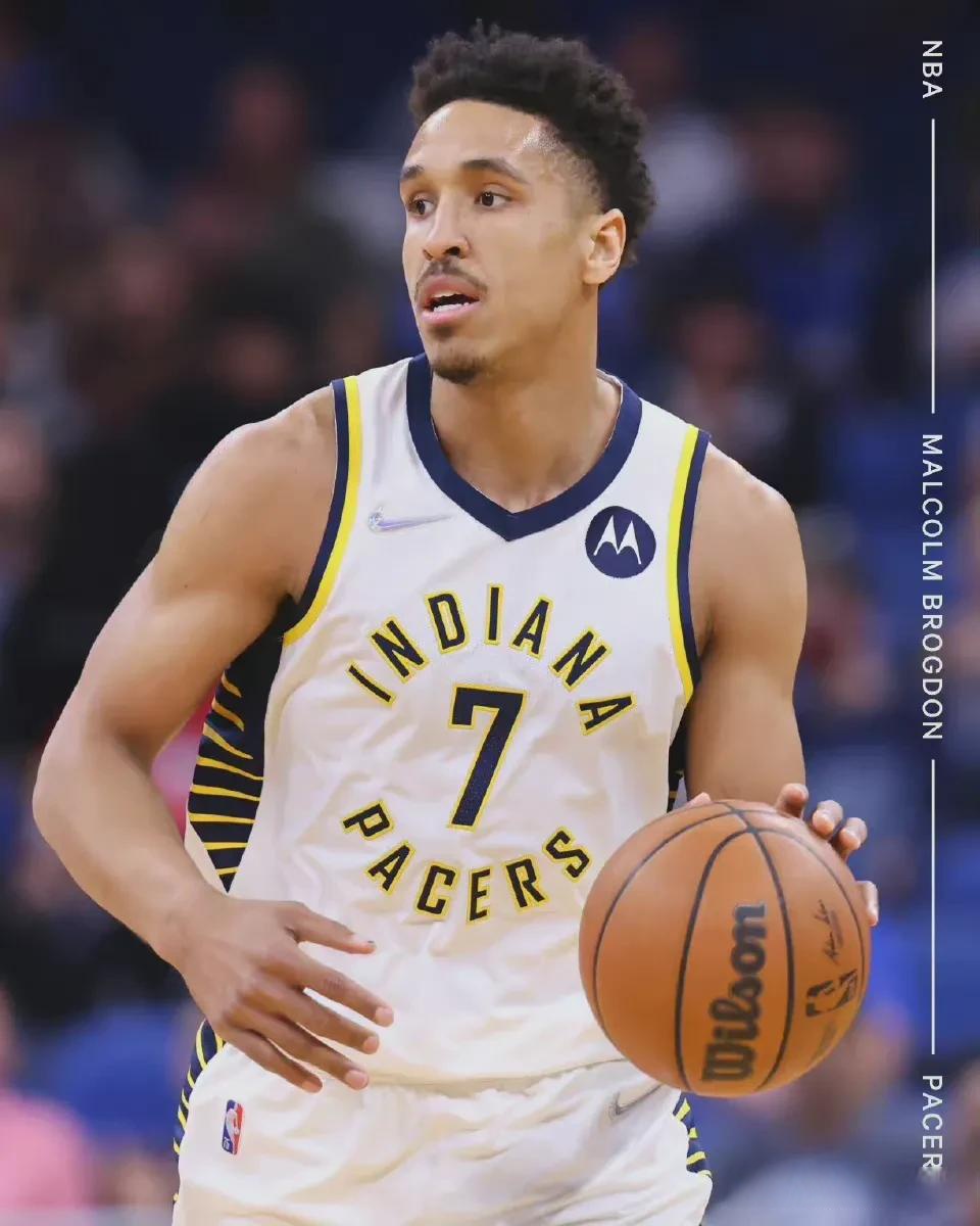 爱游戏体育-关于清晨门兴格拉德巴赫备战NBA季后赛；战术微调细节曝光；目标明确；年轻球员得到机会的信息