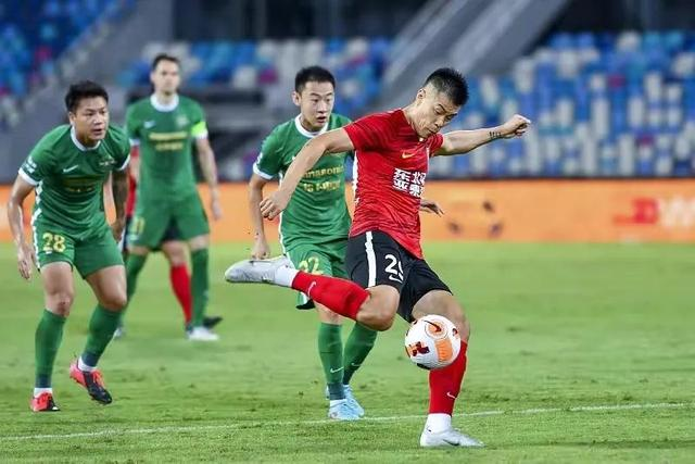 爱游戏-包含中超今晚走向成谜，波特兰开拓者主帅复盘，质疑声仍在，赛程密集仍需轮换的词条