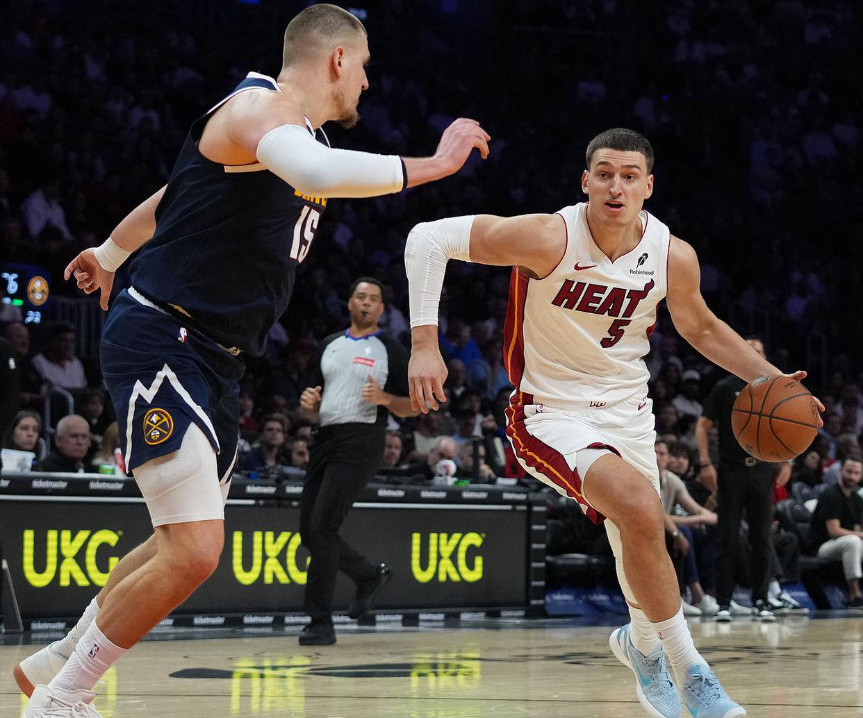 爱游戏官网-包含丹佛掘金窗口期状态回暖，志在NBA总决赛名次提升，话题不断，年轻球员得到机会的词条